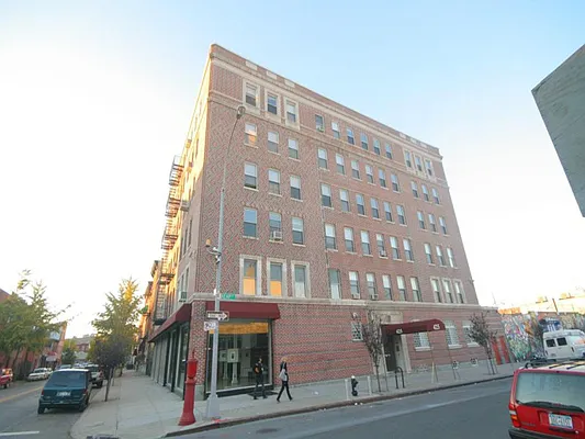 Rented by Sotheby's International Realty | media 6