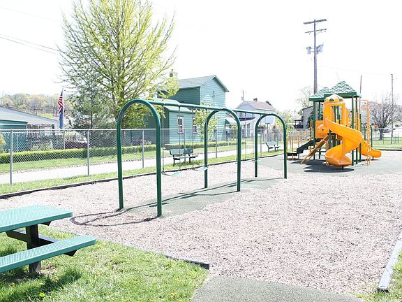 Blocks to 3 parks (tot lot pictured)