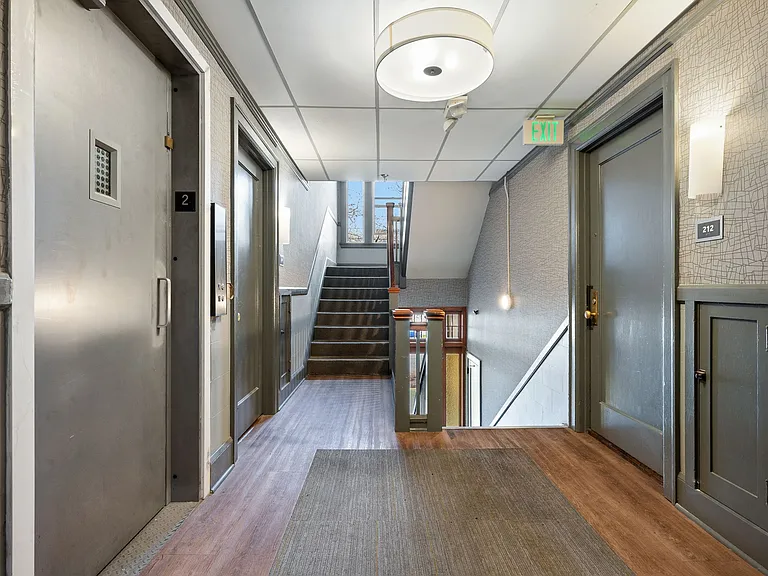 Fionia Apartments — Photo 12