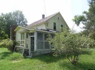 3 Woodard Rd, Gansevoort, NY 12831