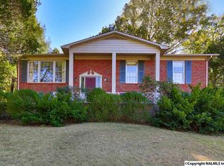 615 Cleermont Dr SE, Huntsville, AL 35801