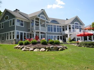 9592 W Gull Lake Dr, Richland, MI 49083