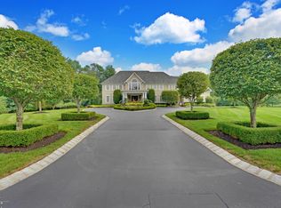 1 Etzkorn Ct, Lincroft, NJ 07738
