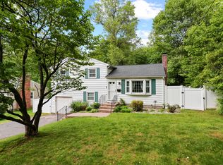 185 Knollwood Rd, Newington, CT 06111