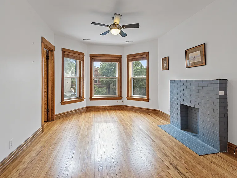 1648 N Saint Louis Ave #2 — Photo 11