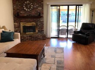1922 Maryal Dr, Sacramento, CA 95864