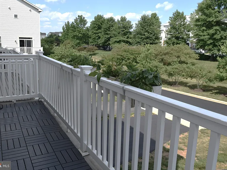 22447 Verde Gate Ter — Photo 20