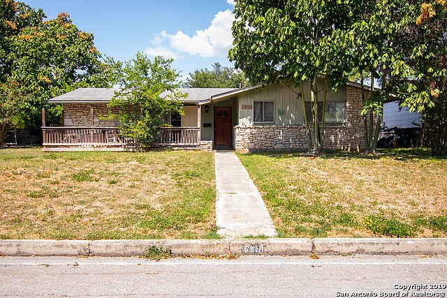 1st image of 5910 Hillman Dr