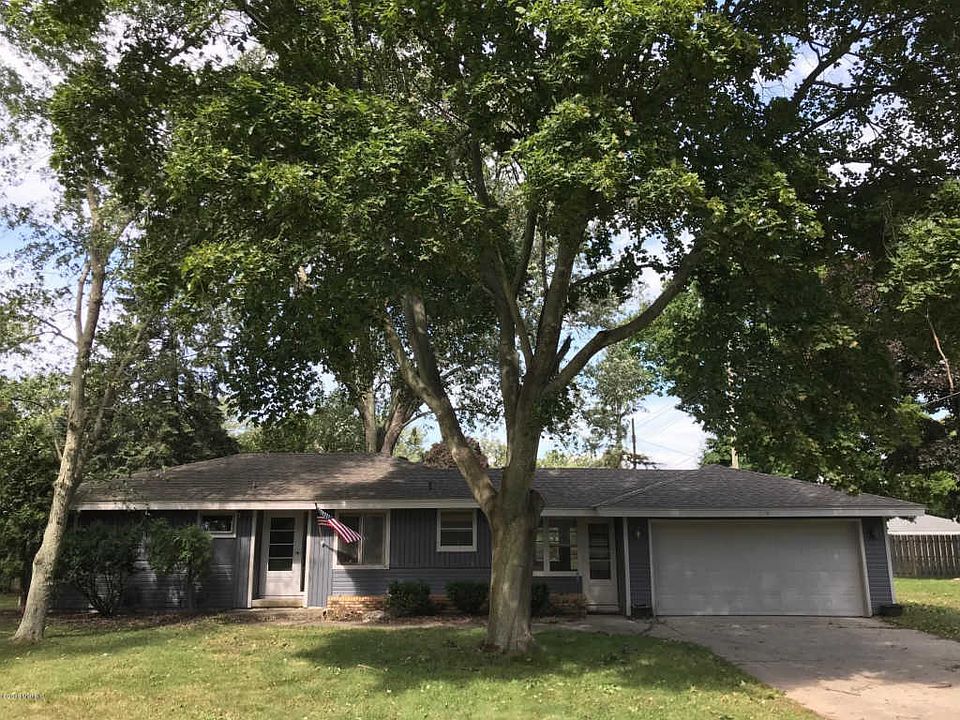 1st image of 815 W 24th St