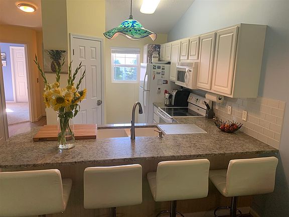 3rd image of 13435 Creekside Ln APT 10