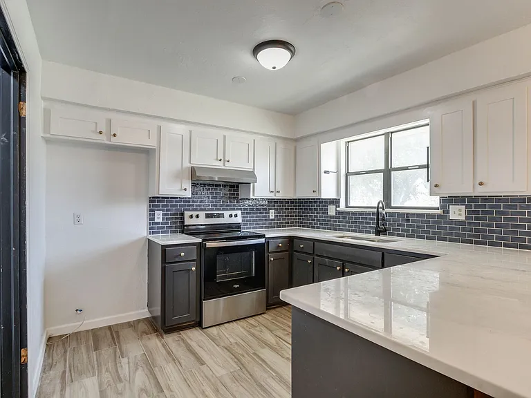 612 NW 139th St — Photo 13