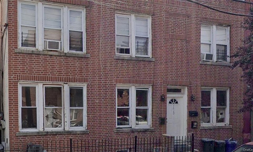 2nd image of 3610 Holland Ave