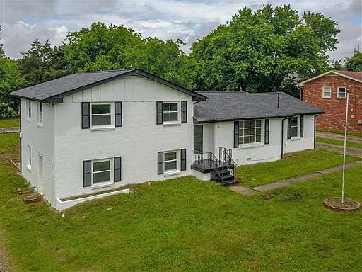 2nd image of 105 Carol Dr