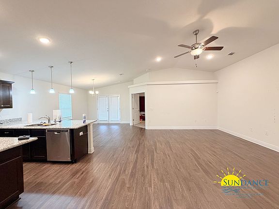 4th image of 6197 Redberry Dr