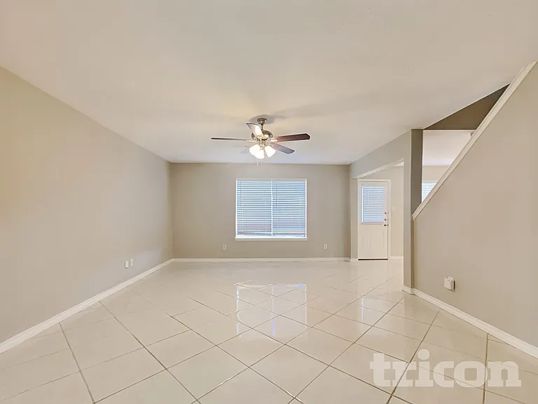 9746 Phil Halstead Dr — Photo 2