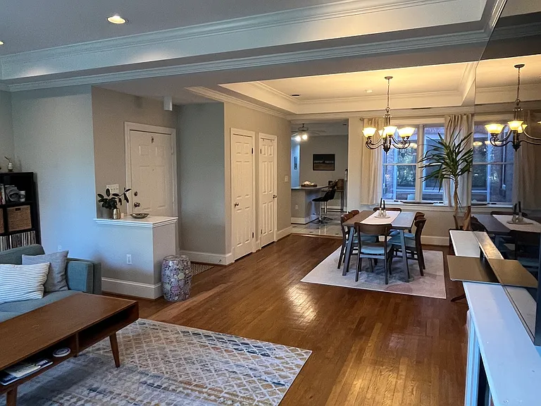 1635 R St NW #22 — Photo 3