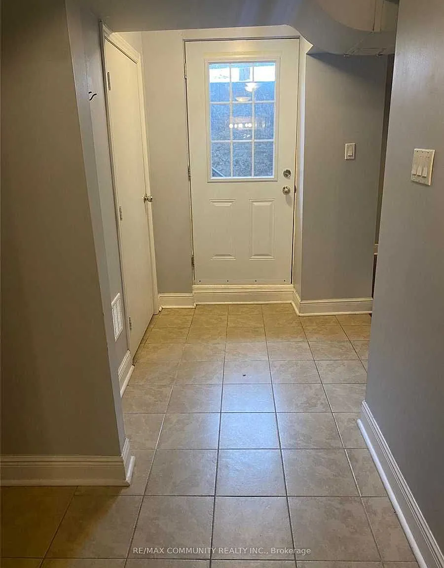2 bed, $1,700 — Photo 3