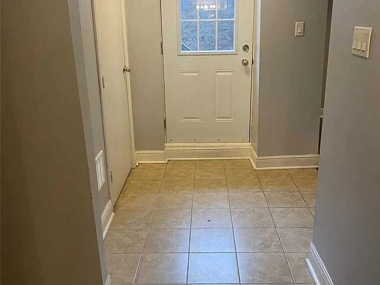 4332 Guildwood Way #BASEMENT — Photo 3