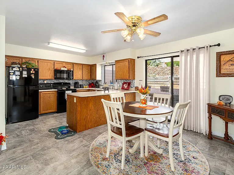 2161 Mission Way #D — Photo 9