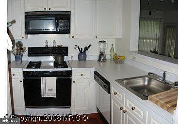3rd image of 12913 Alton Sq Suite 408
