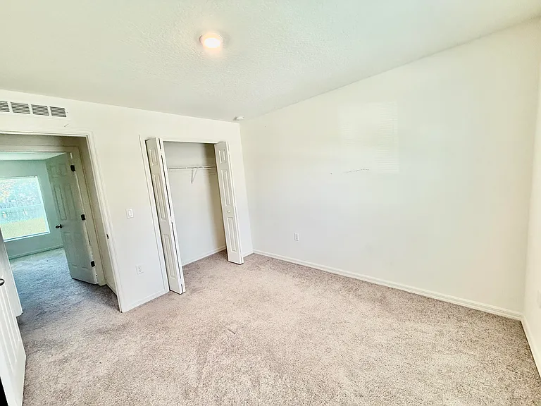 149 SW Becker Rd — Photo 11