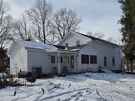 3rd image of 820 N 35th St