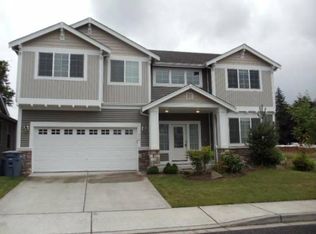 710 26th Ave SW, Puyallup, WA 98373