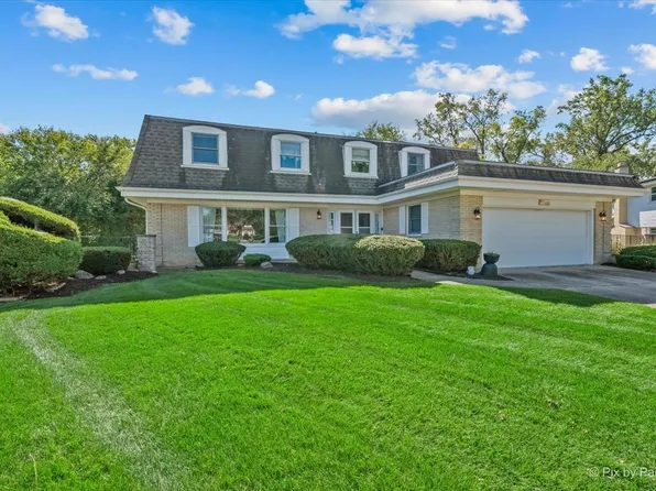 613 Glenn Ct, Schaumburg, IL 60193