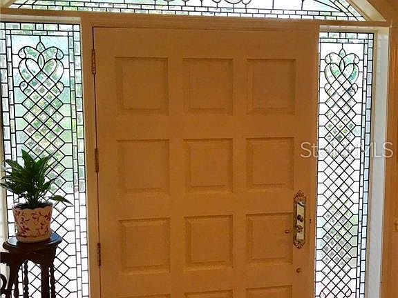 5th image of 1537 Coral Way S