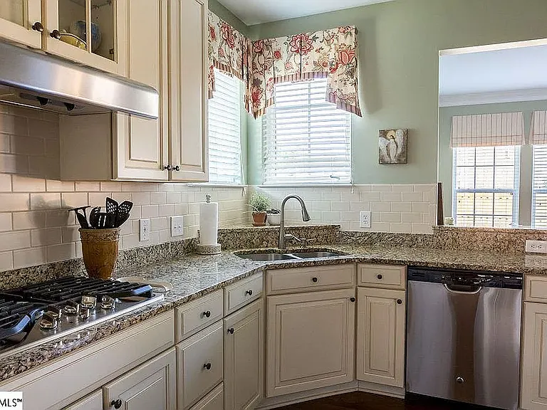 6 Stratton Chapel Ct — Photo 20