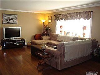 2nd image of 131 Avenue B