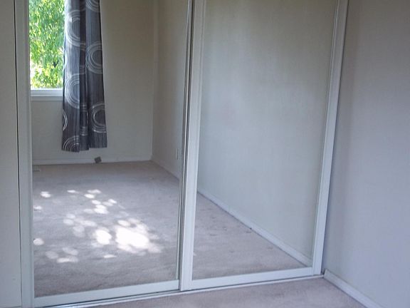 2nd image of 702 Colusa Ave