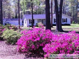 5909 Hattie St, Virginia Beach, VA 23457