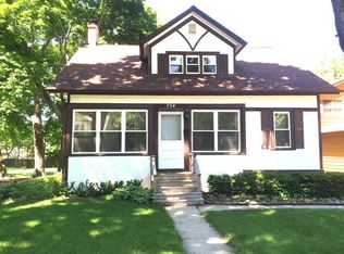 734 Wildwood Ave, Mundelein, IL