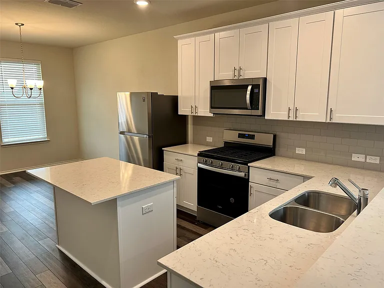 353 Grace Lilly Dr — Photo 18