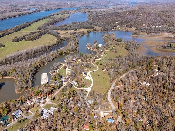 3rd image of 109 Deer Pointe Dr