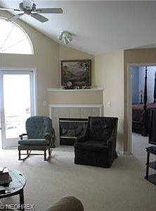 5th image of 513 Crossings Cir