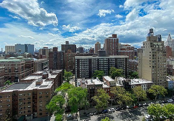 4th image of 343 E 30th St APT 17G