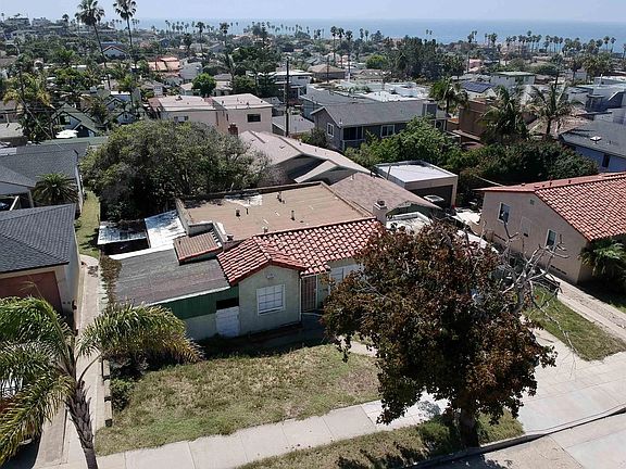 4th image of 4575-77 Bermuda Ave