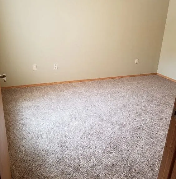 375 Monroe St — Photo 10