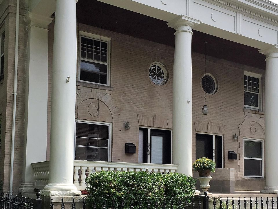 Fully furnished 3 level, 2200 square feet near Cheesman Park