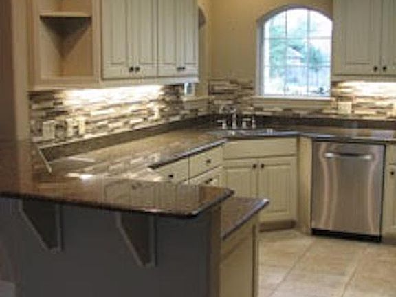 4th image of 8425 Alison Ave