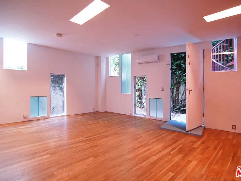 116 Pacific Ave — Photo 21