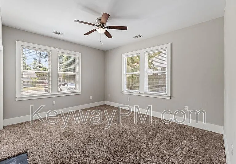 1315 Merry St — Photo 16