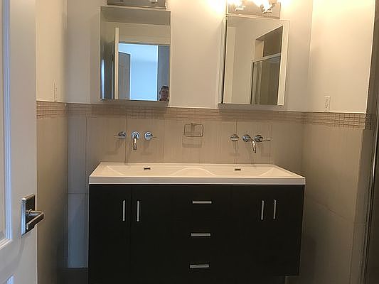 5th image of 2311 21st Ave APT 2J