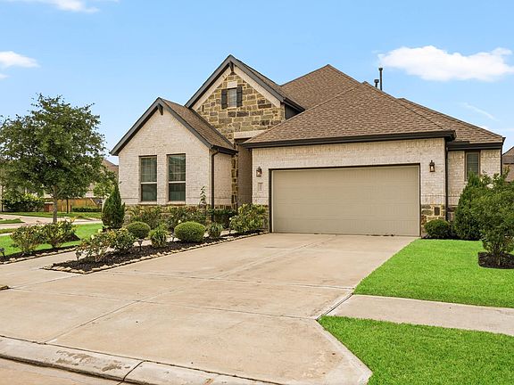 2nd image of 2003 Laurelwood Trl