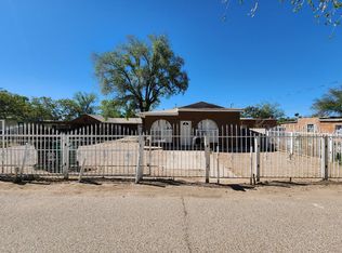 1544 Valley Rd SW, Albuquerque, NM 87105