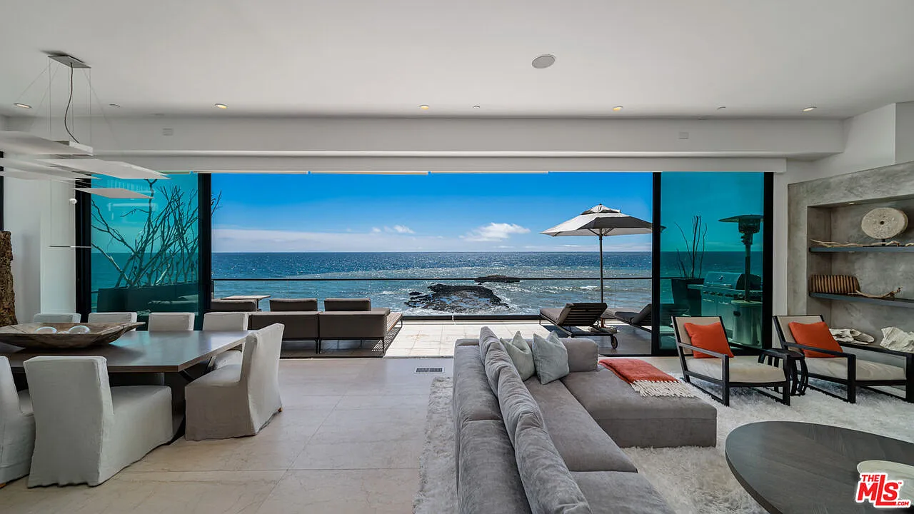 5 bed, 5.5 bath, 3878 sqft, $50,000 — Photo 1