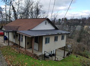 1045 College Ave, Morgantown, WV