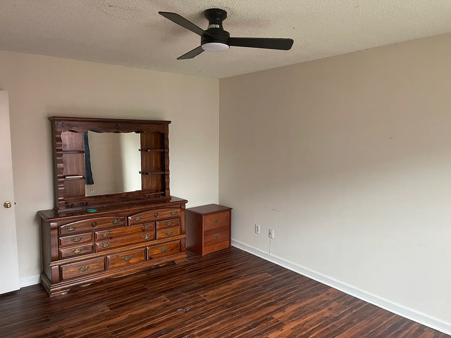 2 bed, 1.5 bath, 1080 sqft, $875 — Photo 4